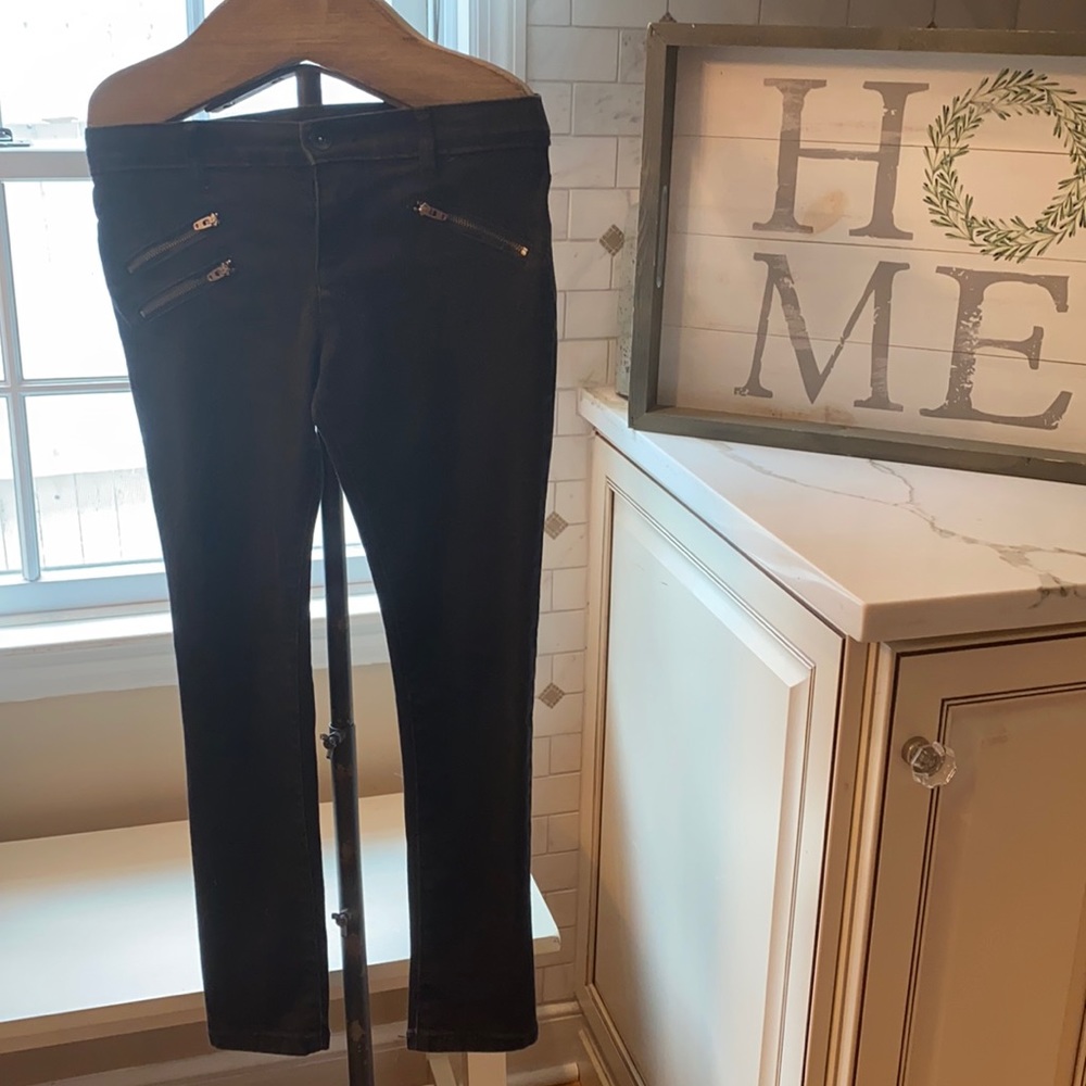 Girls Sz 10 Black Rock N’ Roll 🎸 Jeans W/ Zippers